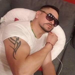 Meet your Posher, Mayimbe